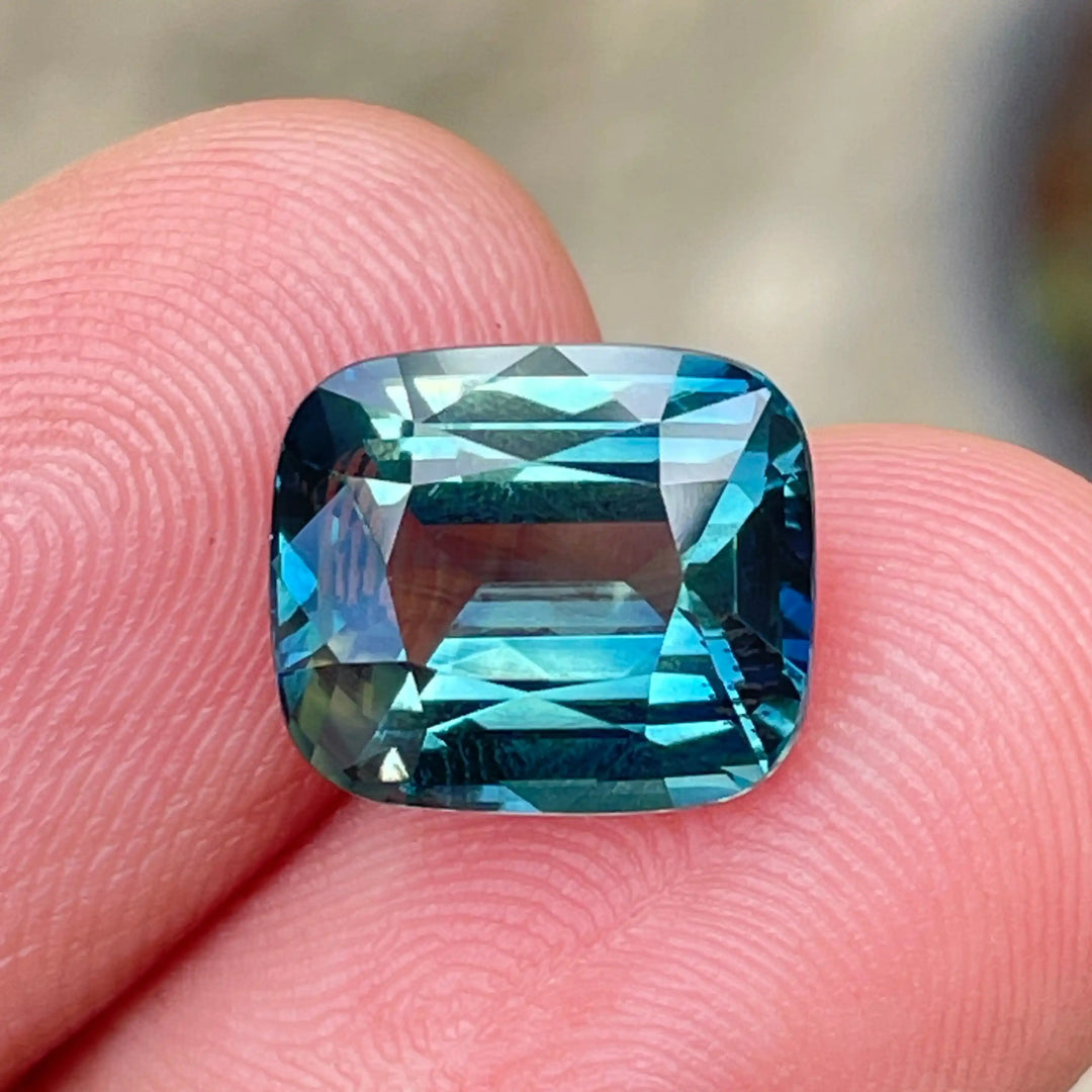 Peacock Sapphire 5.68 CT  GEMSTONES