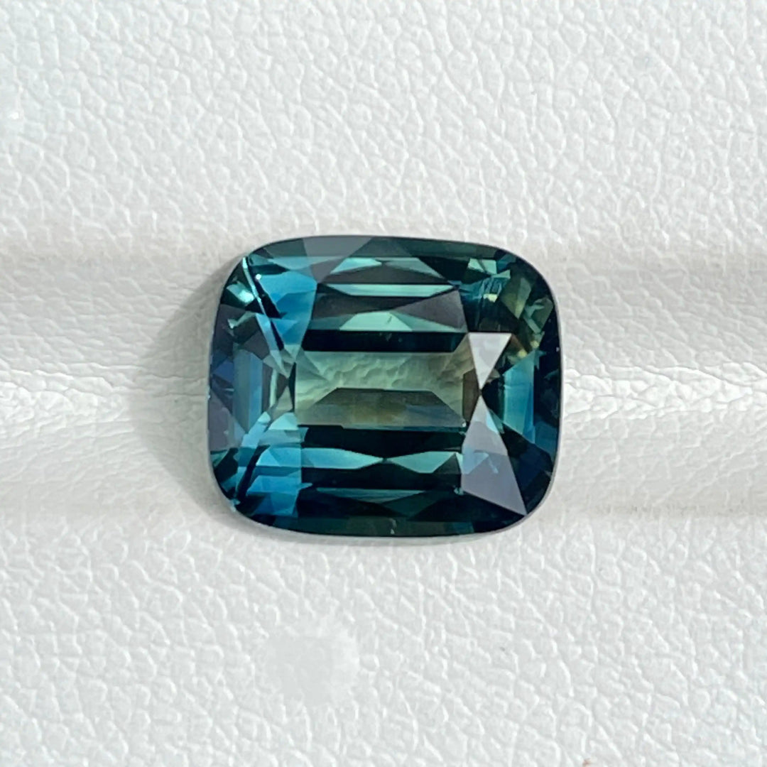 Peacock Sapphire 5.68 CT  GEMSTONES