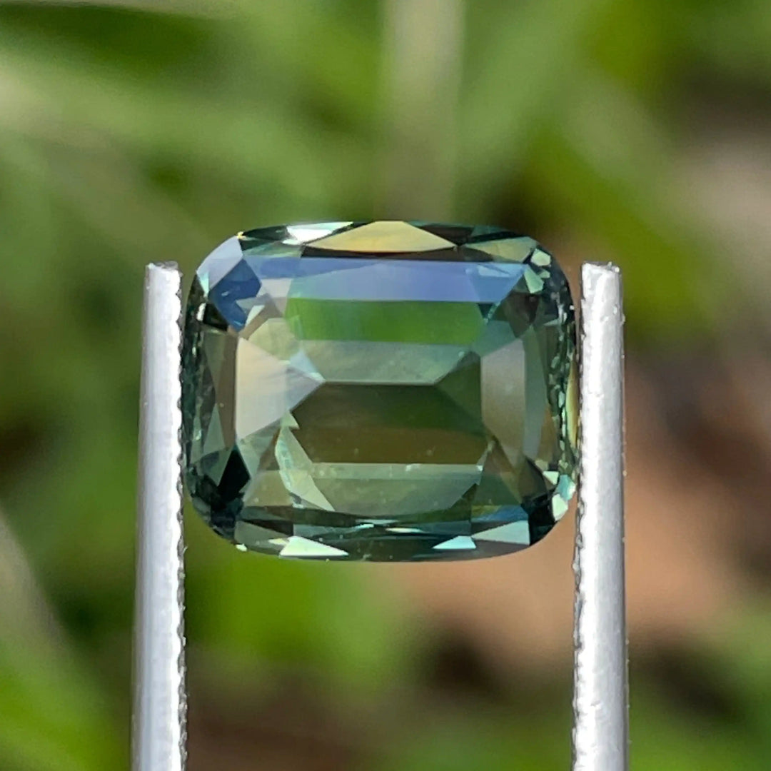 Peacock Sapphire 5.68 CT  GEMSTONES