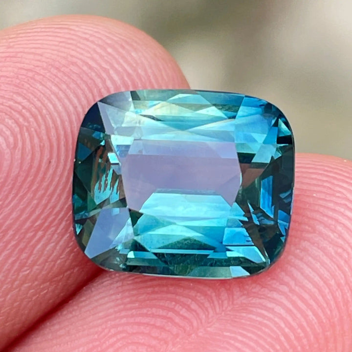 Peacock Sapphire 5.68 CT  GEMSTONES