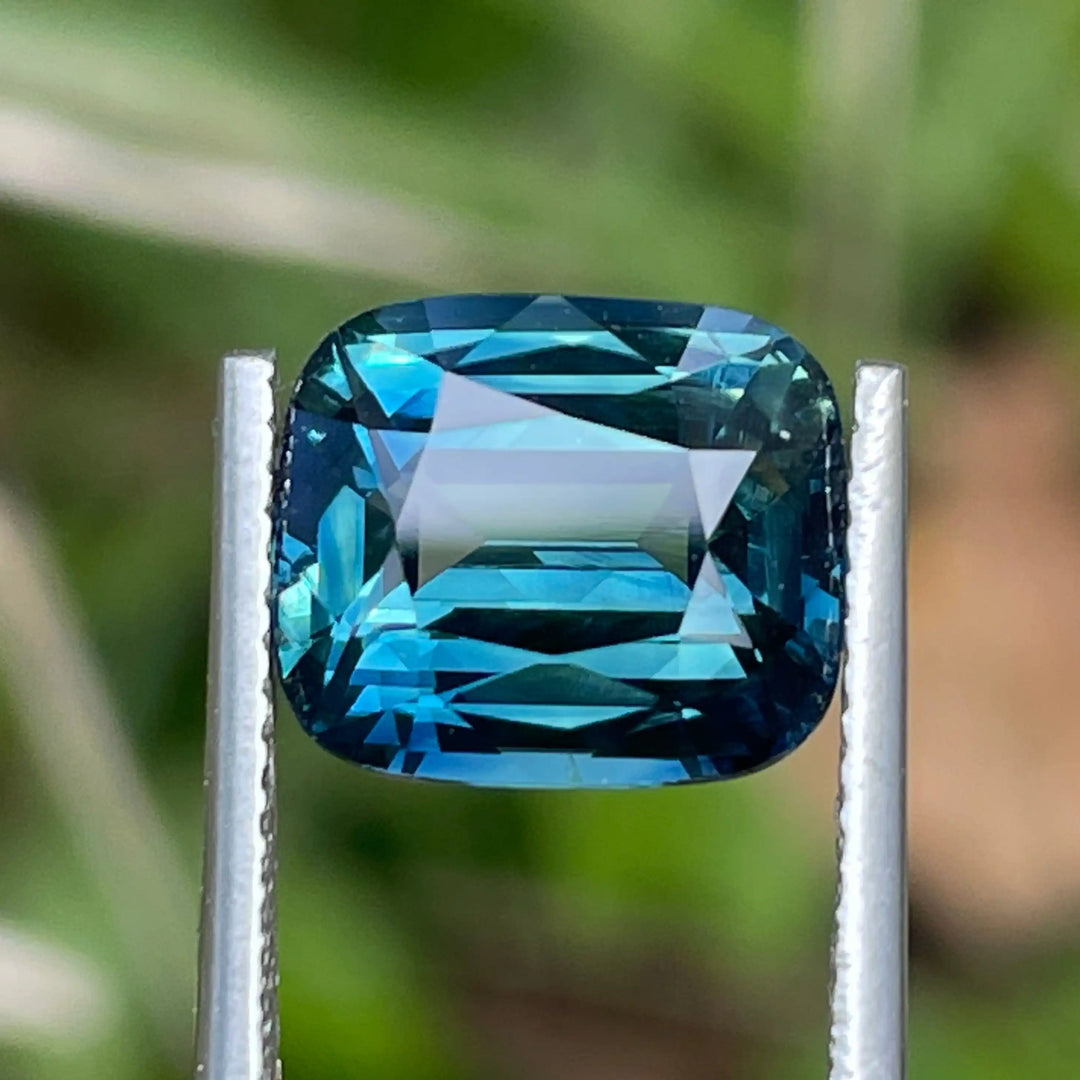 Peacock Sapphire 5.68 CT  GEMSTONES