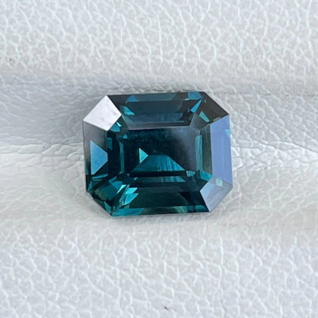 TEAL SAPPHIRE 2.02 CT  GEMSTONES