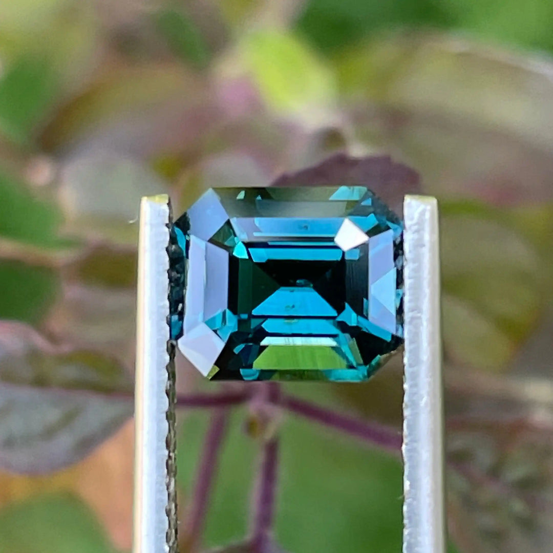 TEAL SAPPHIRE 2.02 CT  GEMSTONES