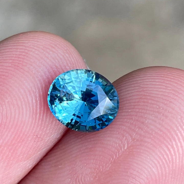 TEAL SAPPHIRE 2.0 CT 2.8 Ct / Blue l Green / Natural Corundum Sapphire GEMSTONES