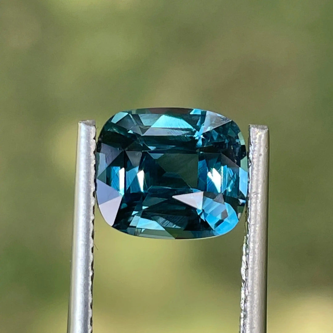 TEAL SAPPHIRE 2.53 CT  GEMSTONES