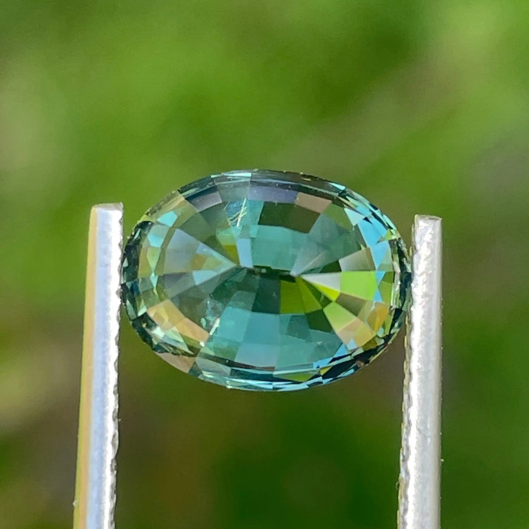 TEAL SAPPHIRE 3.65 CT  GEMSTONES