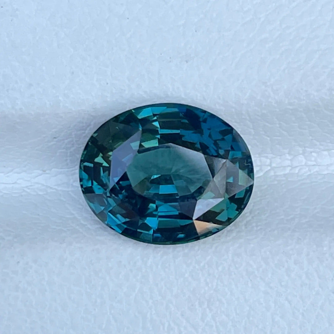 TEAL SAPPHIRE 4.10 CT  GEMSTONES