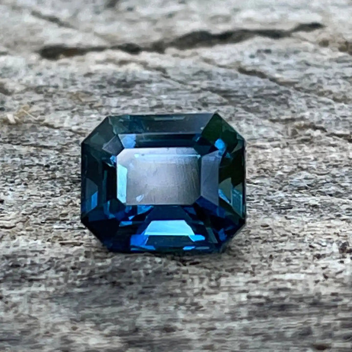 Teal Sapphire  1.05 Ct 1.05 Ct / Blue l Green / Natural Corundum Sapphire GEMSTONES