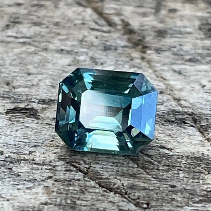 Teal Sapphire  1.05 Ct 1.05 Ct / Blue l Green / Natural Corundum Sapphire GEMSTONES