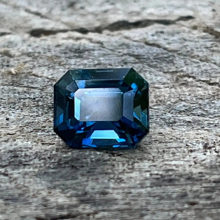 Teal Sapphire  1.05 Ct  GEMSTONES