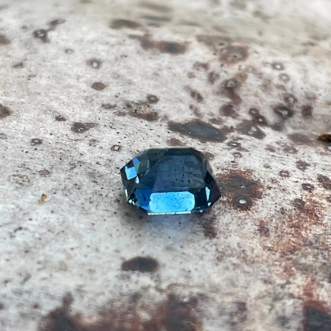 Teal Sapphire  1.10 Ct  GEMSTONES