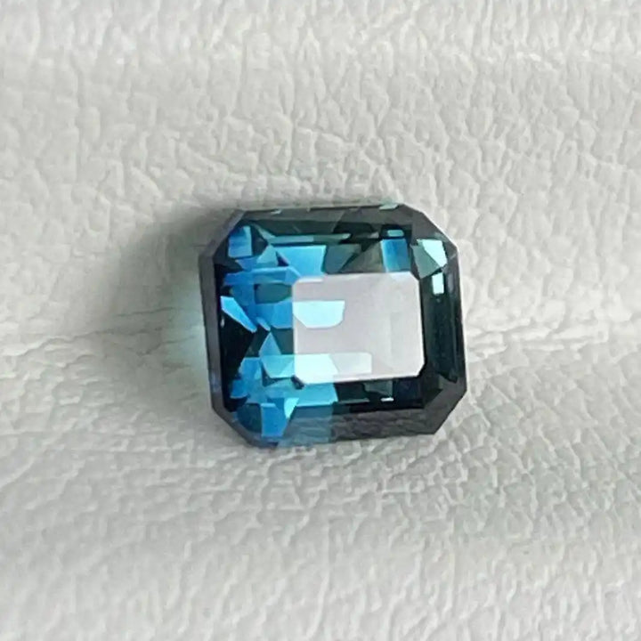 Teal Sapphire  1.12 Ct 1.12 Ct / Blue l Green / Natural Corundum Sapphire GEMSTONES