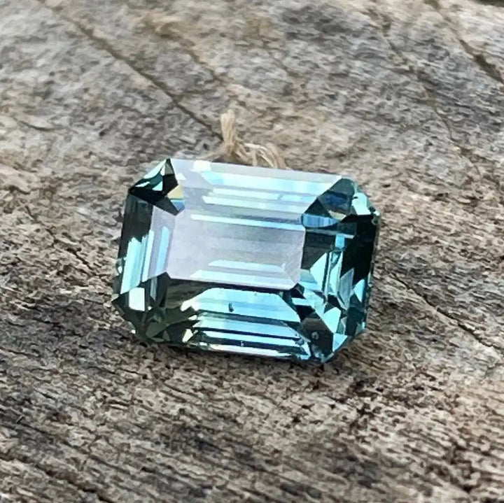 Teal Sapphire   1.12 Ct 1.12 Ct / Blue l Green / Natural Corundum Sapphire GEMSTONES