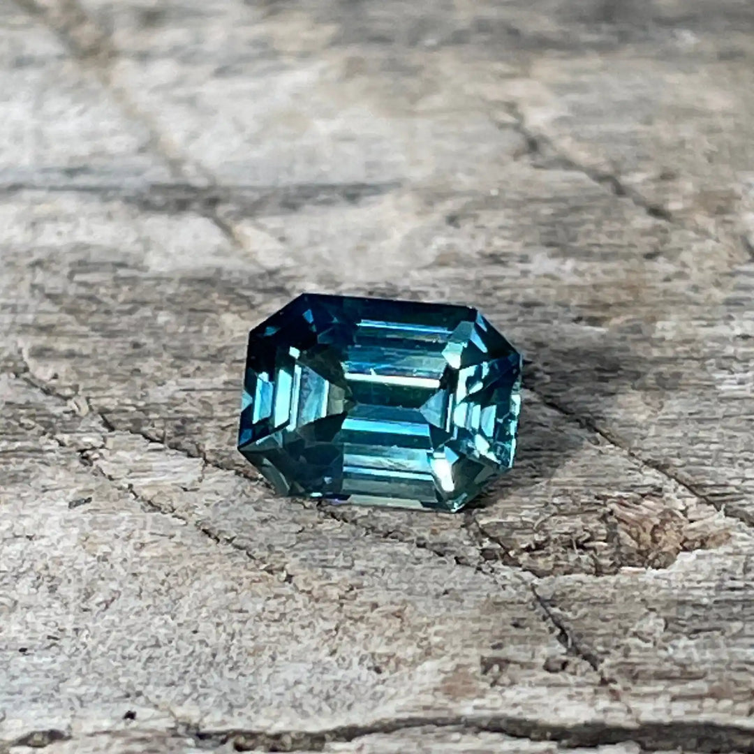 Teal Sapphire  1.24Ct  GEMSTONES