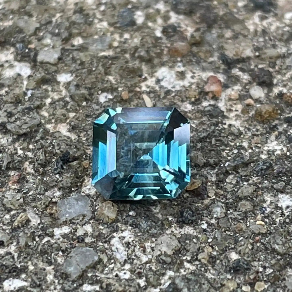 Teal Sapphire  1.25 Ct  GEMSTONES