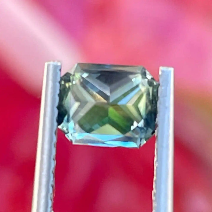 Teal Sapphire 1.25 Ct  GEMSTONES