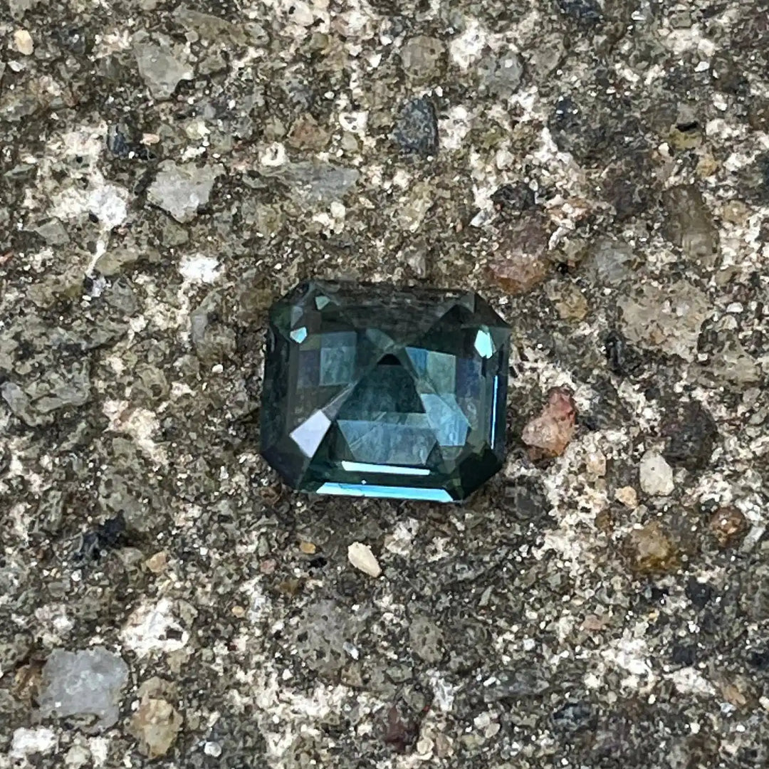 Teal Sapphire  1.25 Ct  GEMSTONES