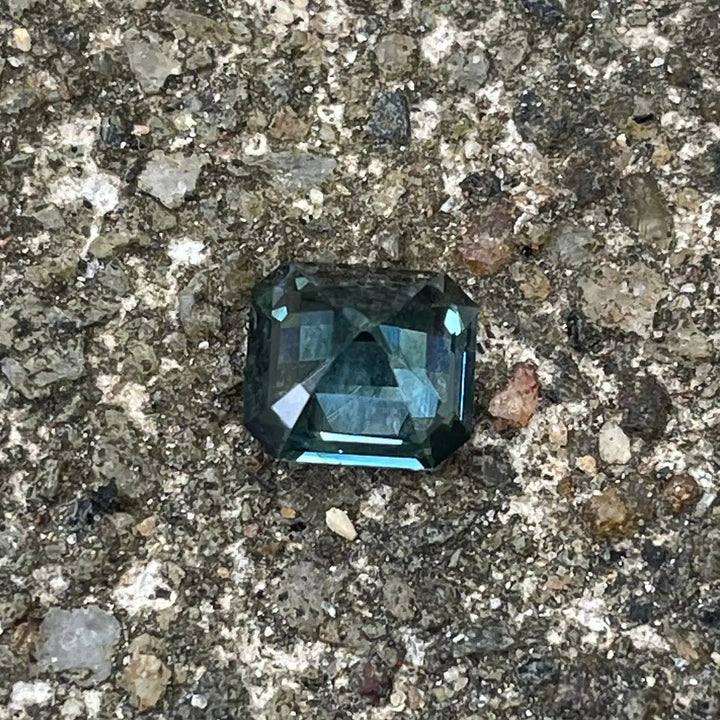 Teal Sapphire  1.25 Ct  GEMSTONES