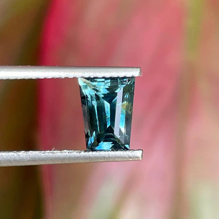 Teal Sapphire  1.45 Ct  GEMSTONES