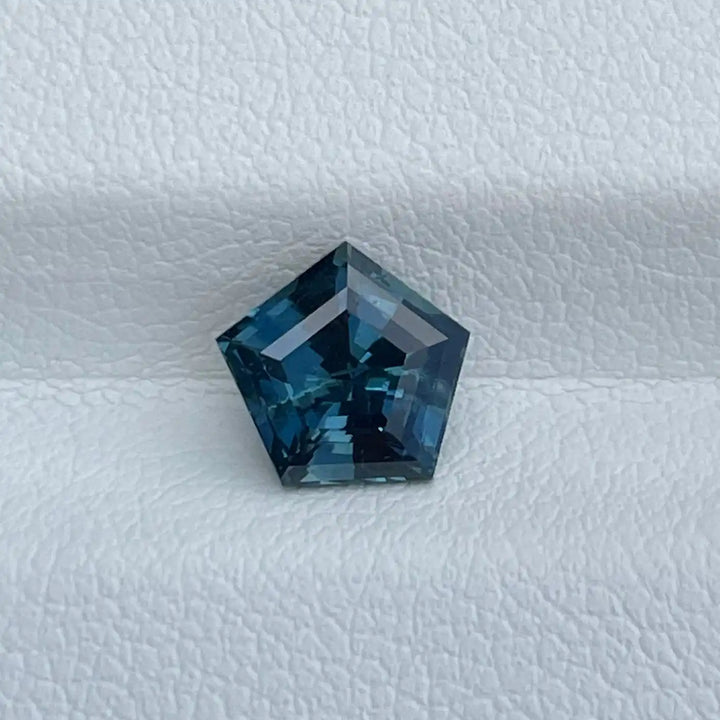 Teal Sapphire  1.58 Ct  GEMSTONES