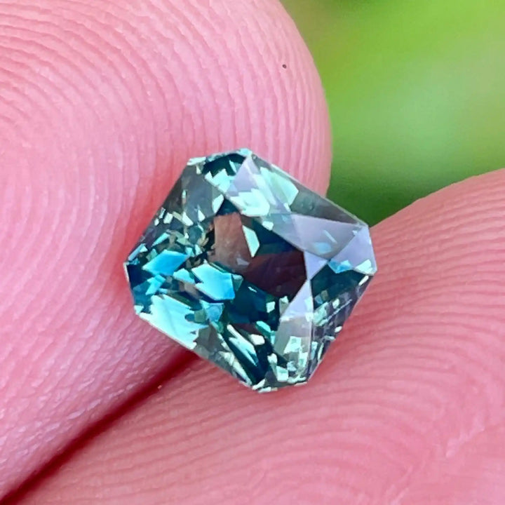 Teal Sapphire  1.58 Ct  GEMSTONES