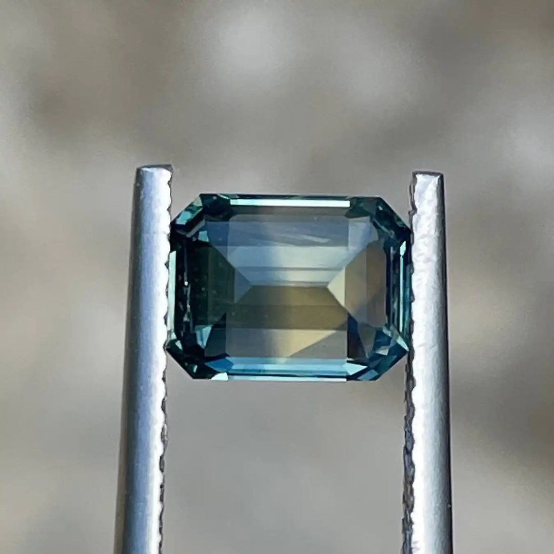 Teal Sapphire  1.60 Cts  GEMSTONES