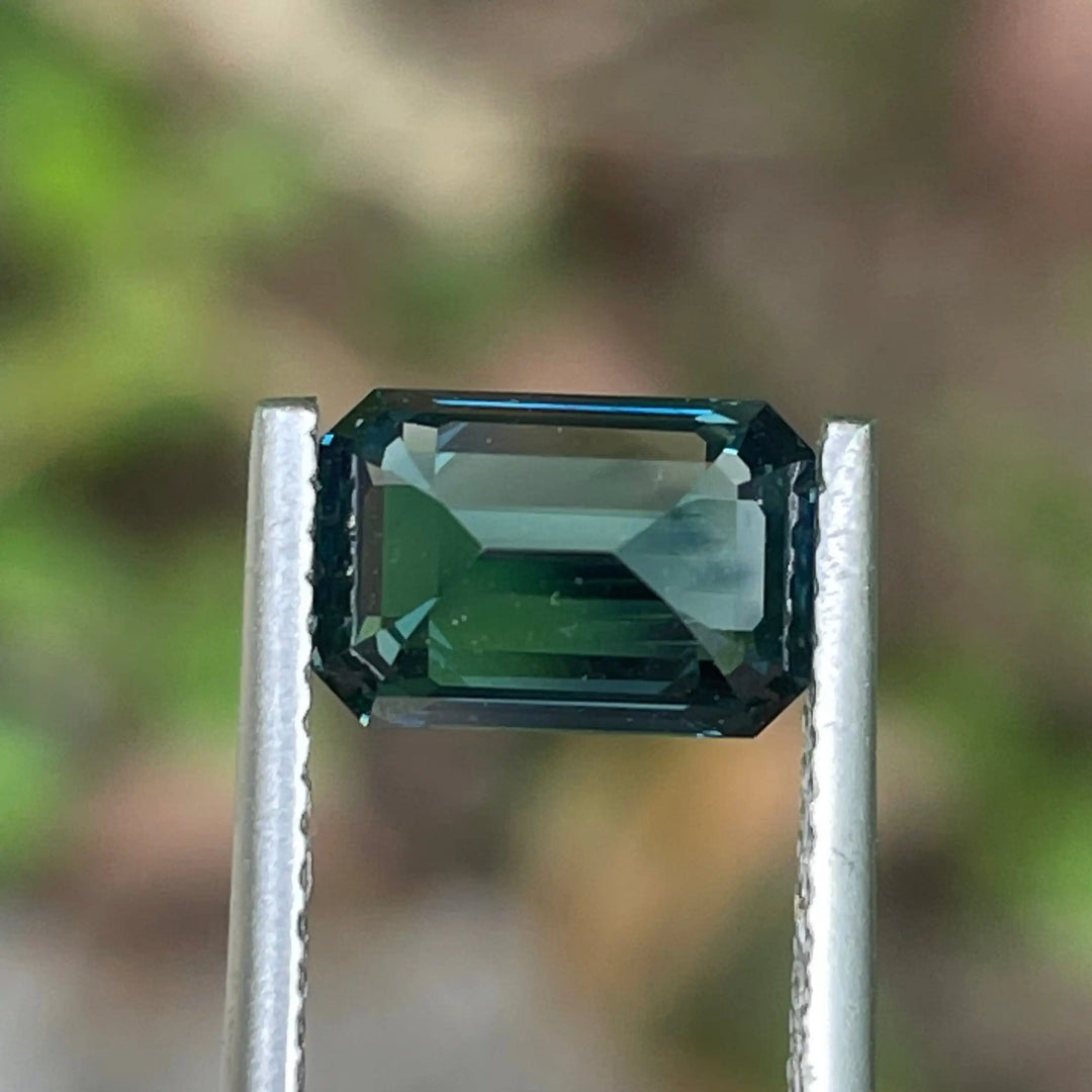 Teal Sapphire 2.26 Ct  GEMSTONES
