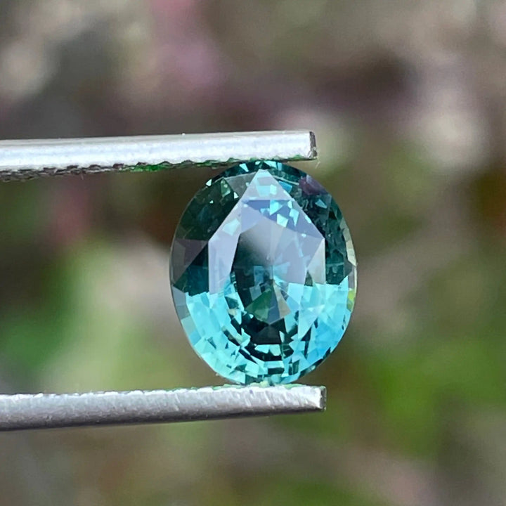 Teal Sapphire 2.5 CT  GEMSTONES