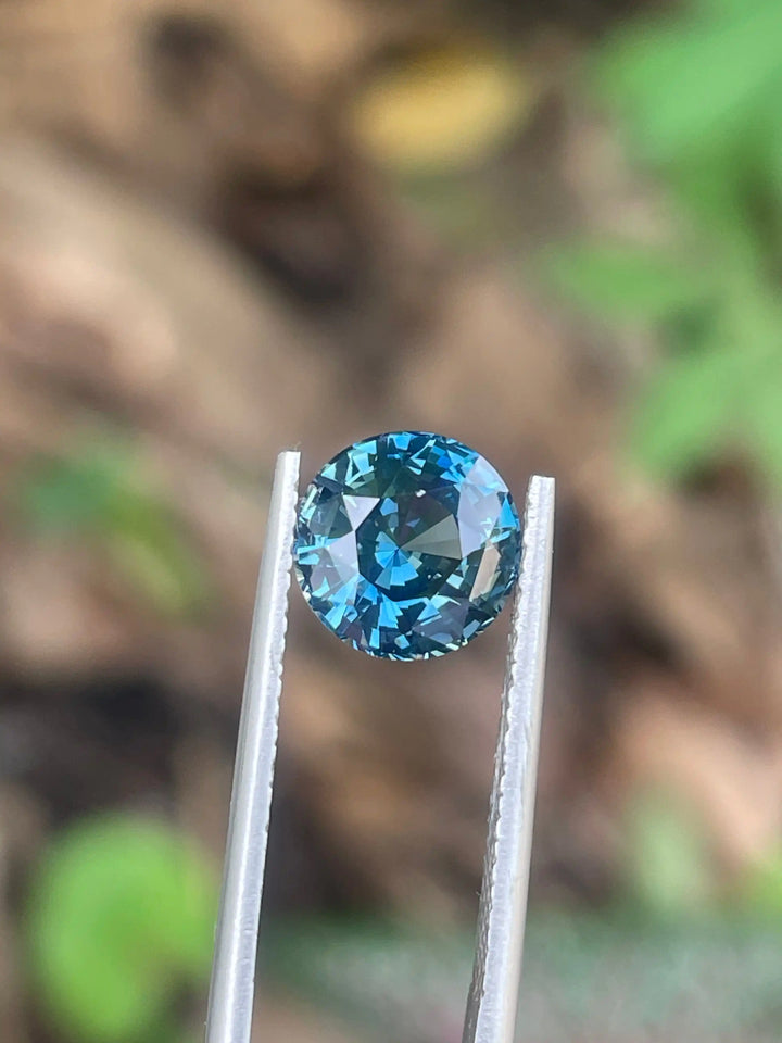 Teal Sapphire | 2.77CT | No Heat  GEMSTONES