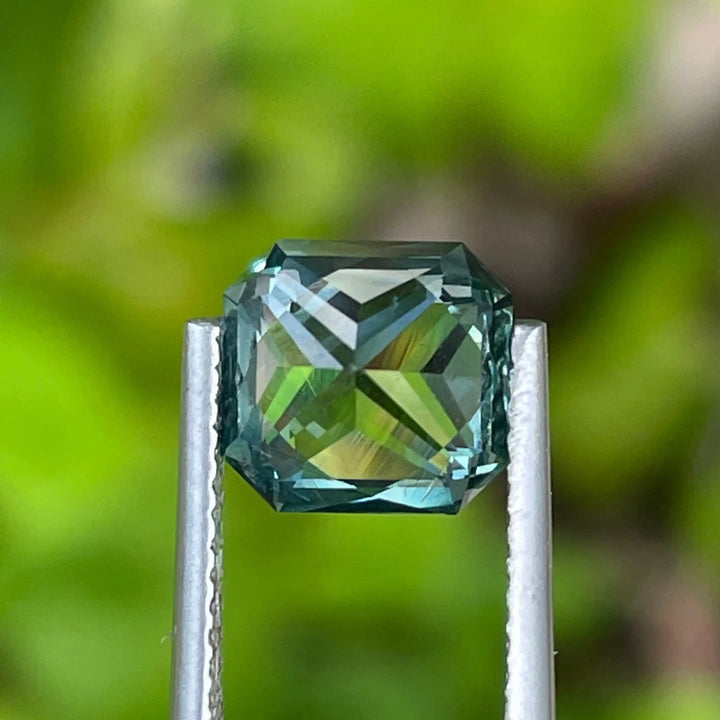 Teal Sapphire 3.17 CT  GEMSTONES