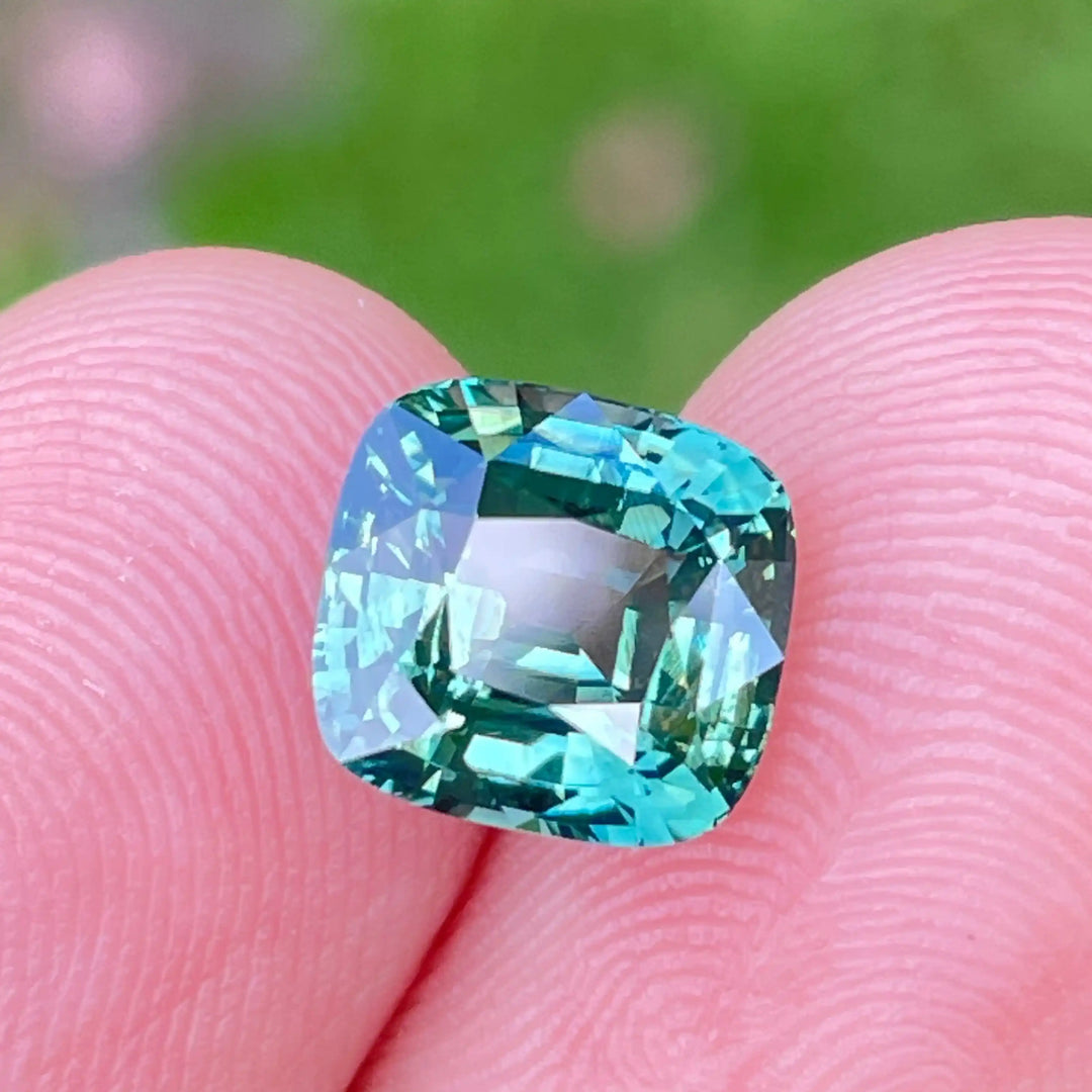 Teal Sapphire 3.53 CT  GEMSTONES