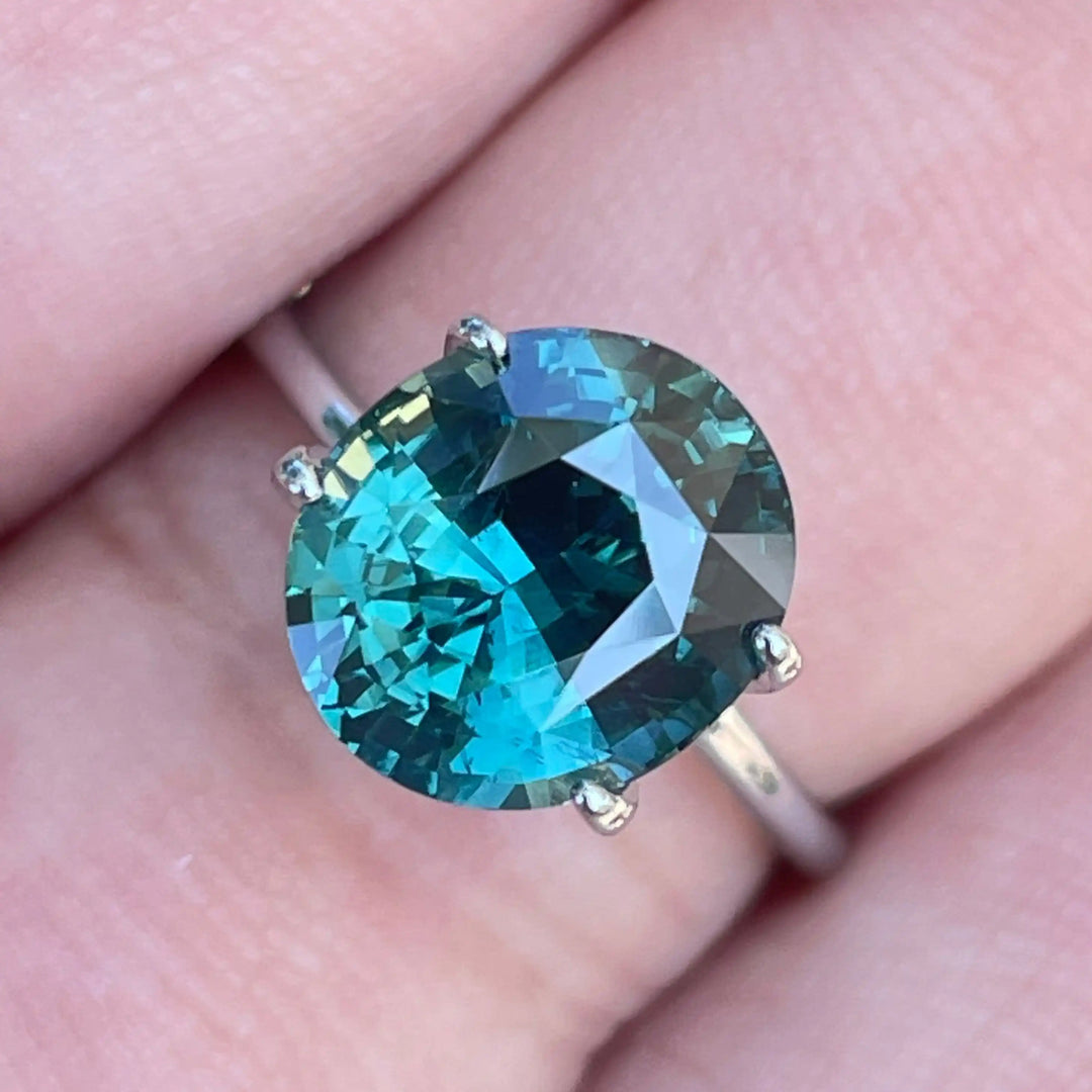 Teal Sapphire 5.02 CT  GEMSTONES
