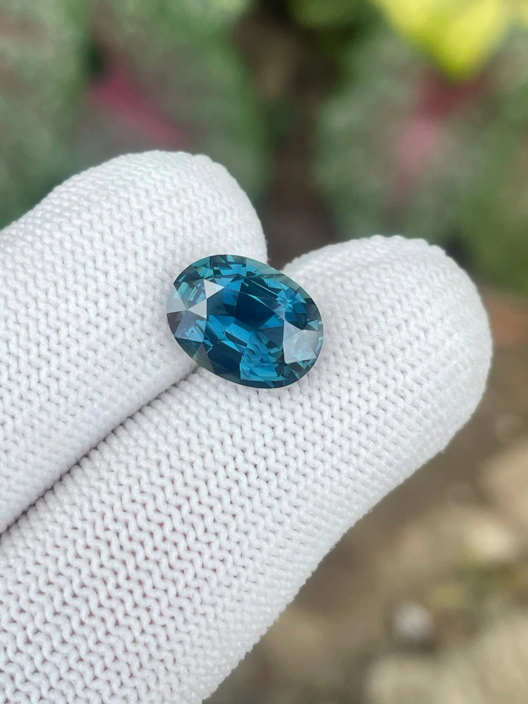 Teal Sapphire | 5.51 CT | No Heat  GEMSTONES