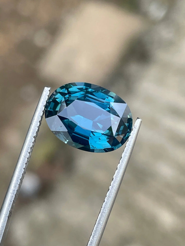 Teal Sapphire | 5.51 CT | No Heat  GEMSTONES