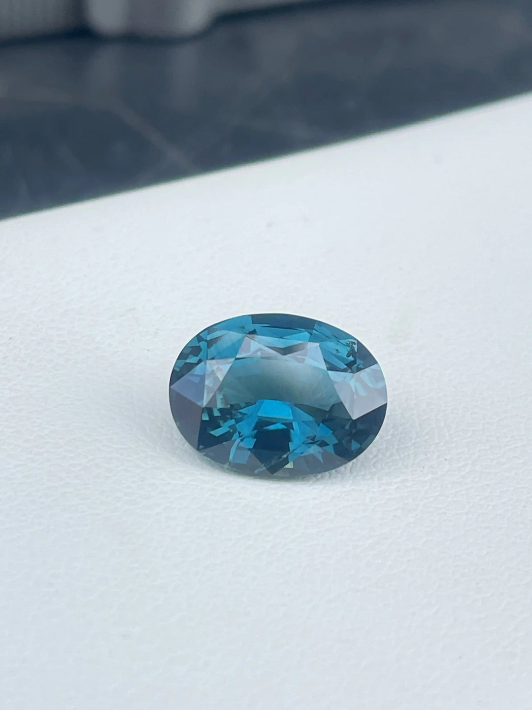 Teal Sapphire | 5.51 CT | No Heat  GEMSTONES