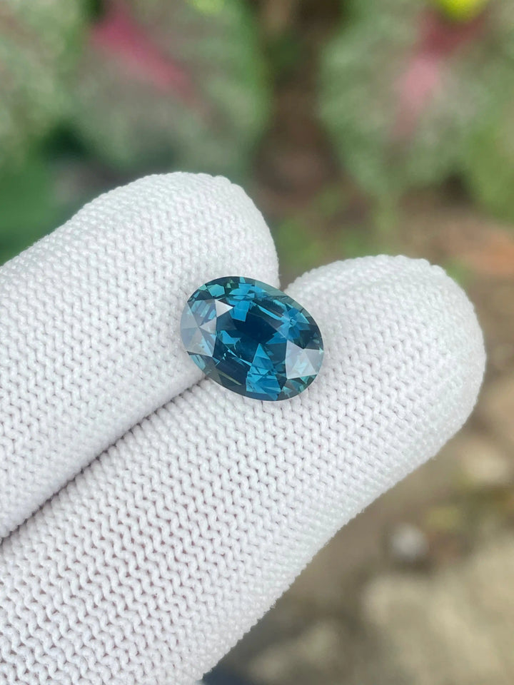 Teal Sapphire | 5.51 CT | No Heat  GEMSTONES