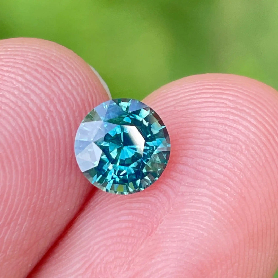 Teal Sapphire l 1.38 Ct l 6.3x4.4mm l Round Brilliant l Unheated l Madagascar l Bespoke Sapphire For Jewelry  l For Engagement Ring  