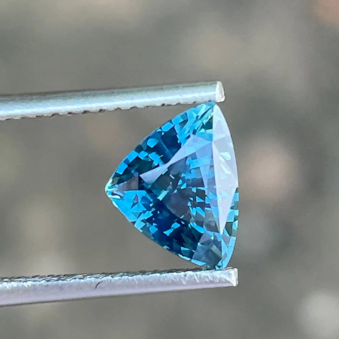 Teal Sapphire l 2.08 Ct l 8.80x7.00x4.96mm l Trillion l Unheated l Madagascar l Fine Sapphire For Bespoke Engagement Ring l Engagement Ring  