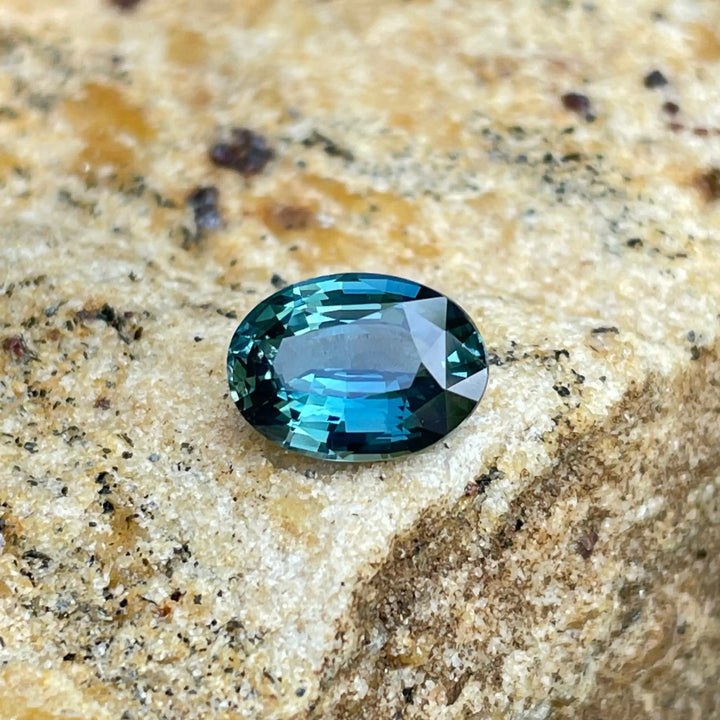 Teal Sapphire l 2.09 CT 2.09 CT / Blue l Green / Natural Corundum Sapphire GEMSTONES