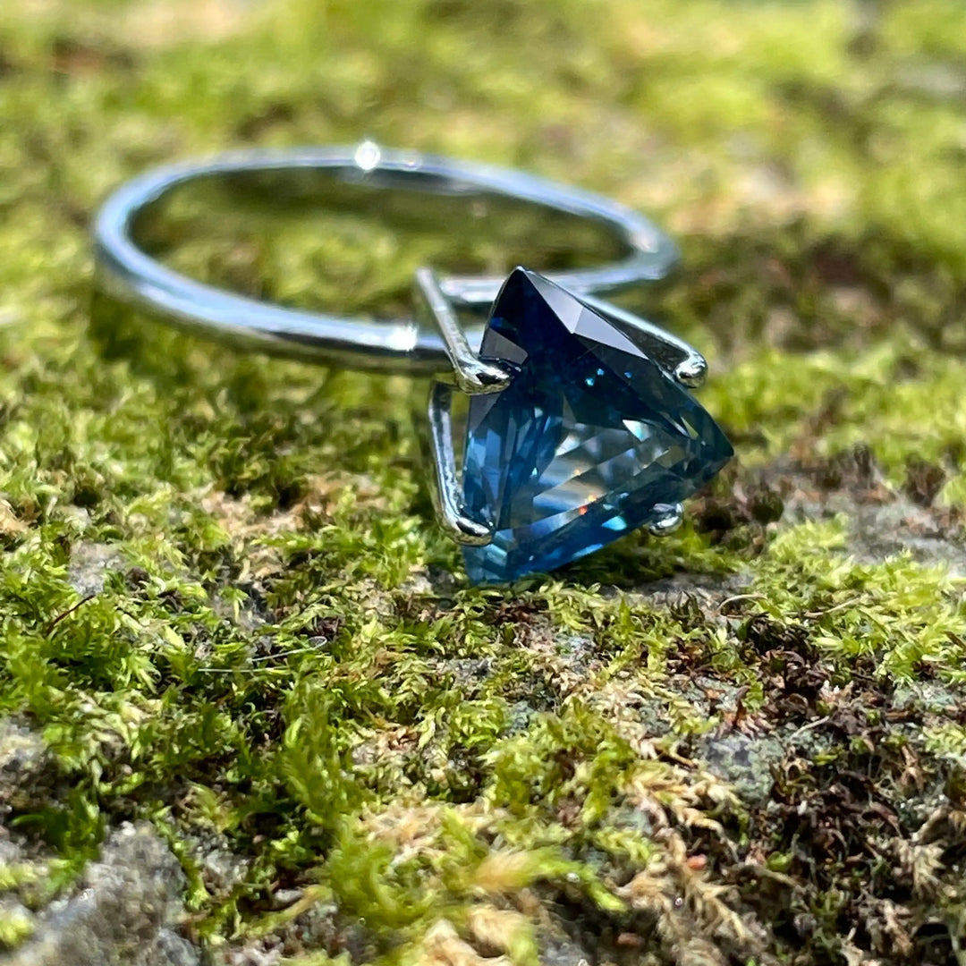 Teal Sapphire l 2.10 Ct l Trillion l 9.6x7.3x4.2mml Fine Sapphires Jewelry l Sapphire For  Engagement Ring l Madagascar  
