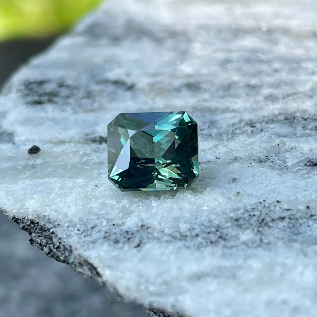 Teal Sapphire l 2.11 CT  GEMSTONES
