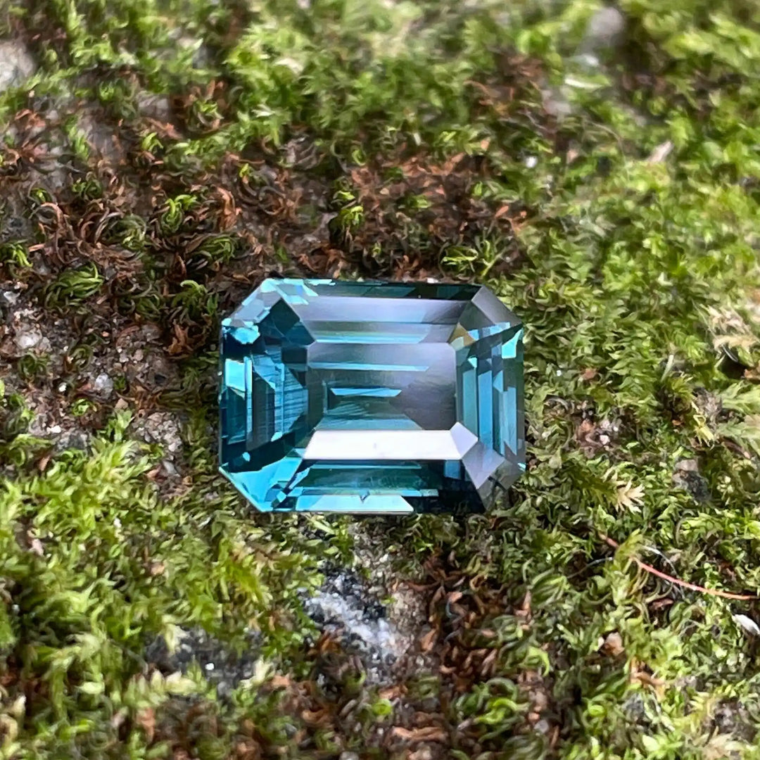 Teal Sapphire l 2.13Ct l Emerald l 7.6x6.1x4.6mm l Fine Sapphires l Engagement Ring l Madagascar l For fine Settings  