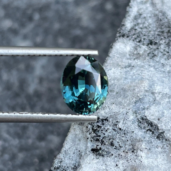 Teal Sapphire l 2.15 CT  GEMSTONES