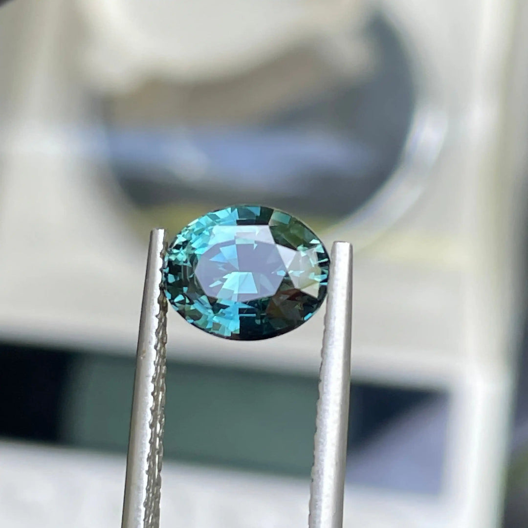 Teal Sapphire l 2.15 CT  GEMSTONES