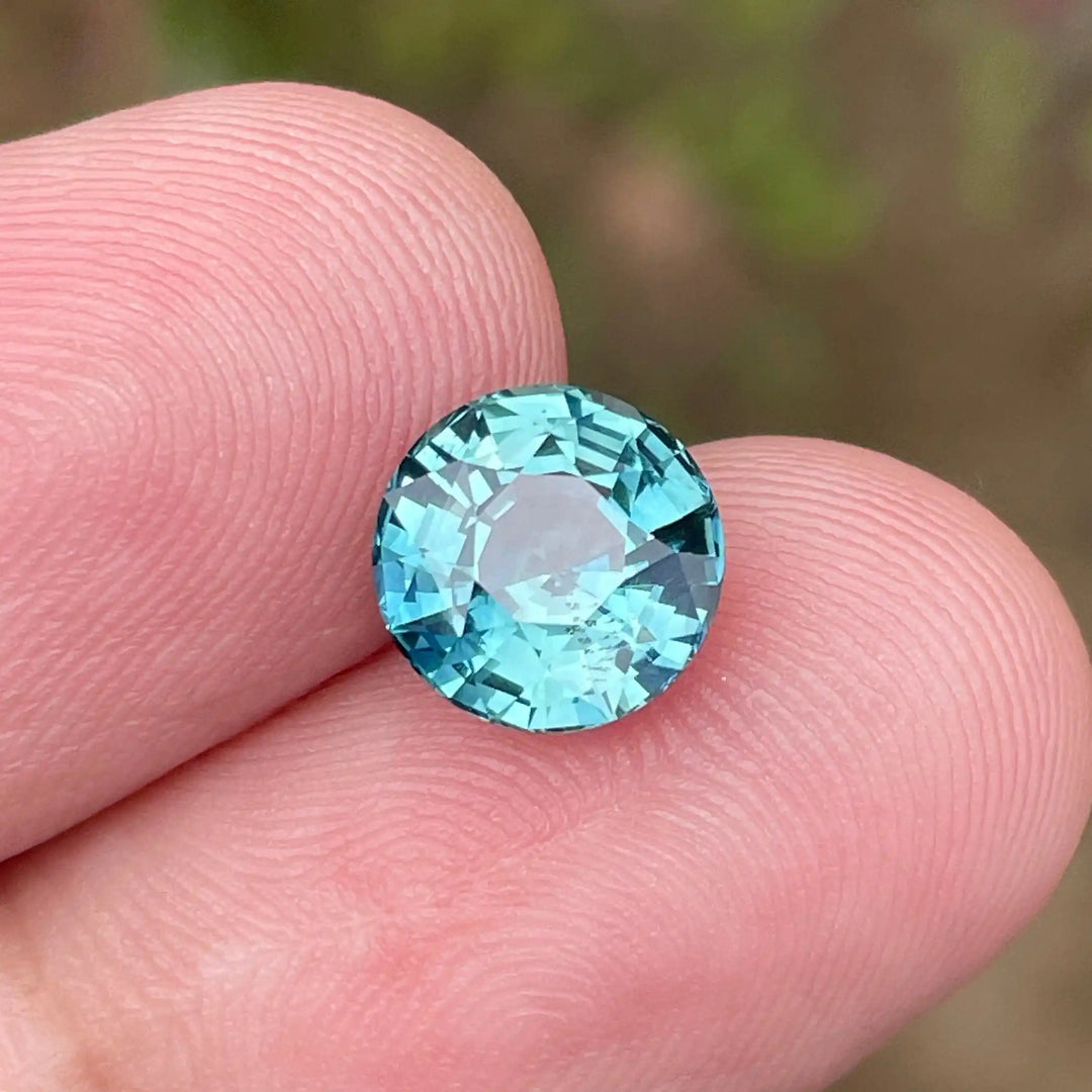 Teal Sapphire l 2.54 Ct l Round Brilliant l 7.7mm x 5.5mm l Round Shaped Sapphires l Fine Sapphire For Engagement Ring l Madagascar  