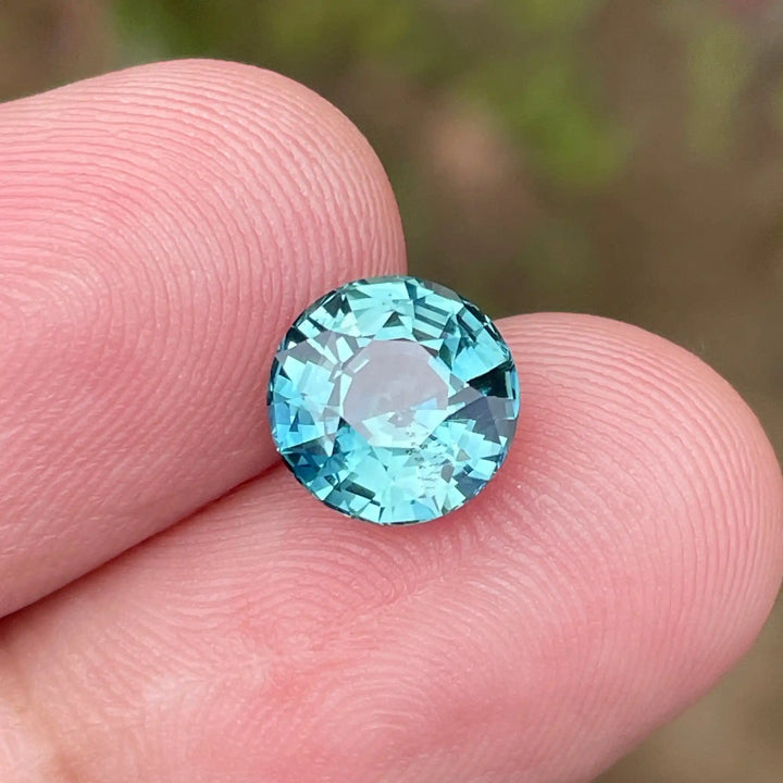 Teal Sapphire l 2.54 Ct l Round Brilliant l 7.7mm x 5.5mm l Round Shaped Sapphires l Fine Sapphire For Engagement Ring l Madagascar  