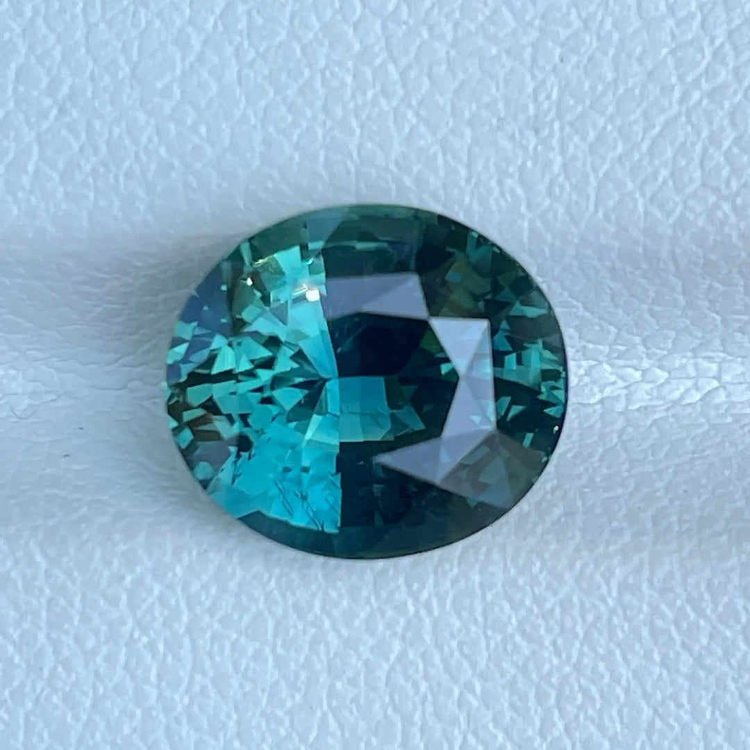 Teal Sapphire l 5.02 Ct l 10.1x 9.0 x 6.4mm l Oval l Madagascar l Natural Sapphire l Fine Sapphire For Bespoke Jewelry l Engagement Ring  