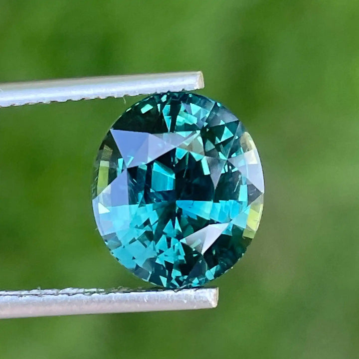 Teal Sapphire l 5.02 Ct l 10.1x 9.0 x 6.4mm l Oval l Madagascar l Natural Sapphire l Fine Sapphire For Bespoke Jewelry l Engagement Ring  