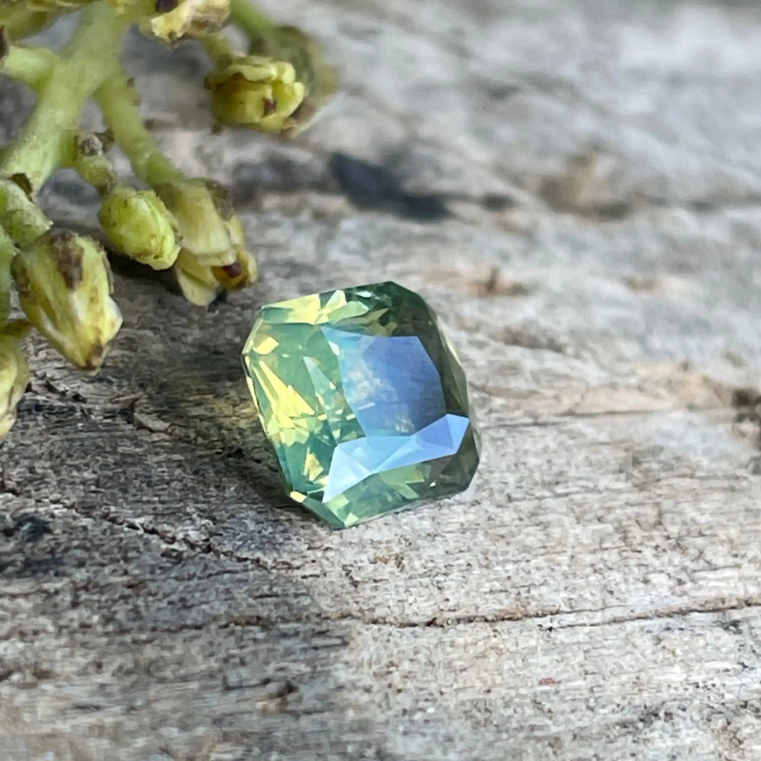 Yellow Sapphire   1.55 Ct  GEMSTONES