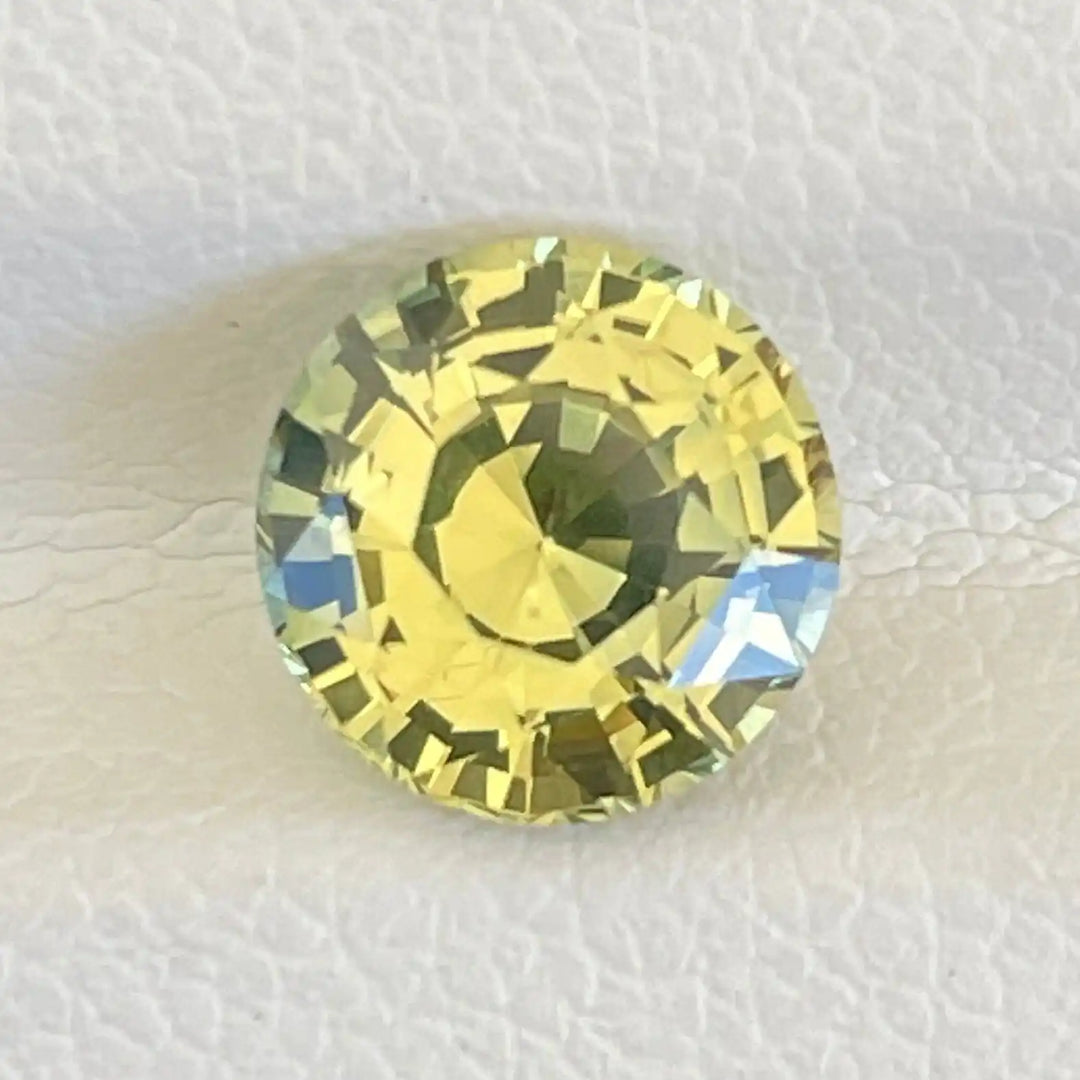 Yellow Sapphire   1.77 Ct 1.77 Ct / Yellow / Natural Corundum Sapphire GEMSTONES